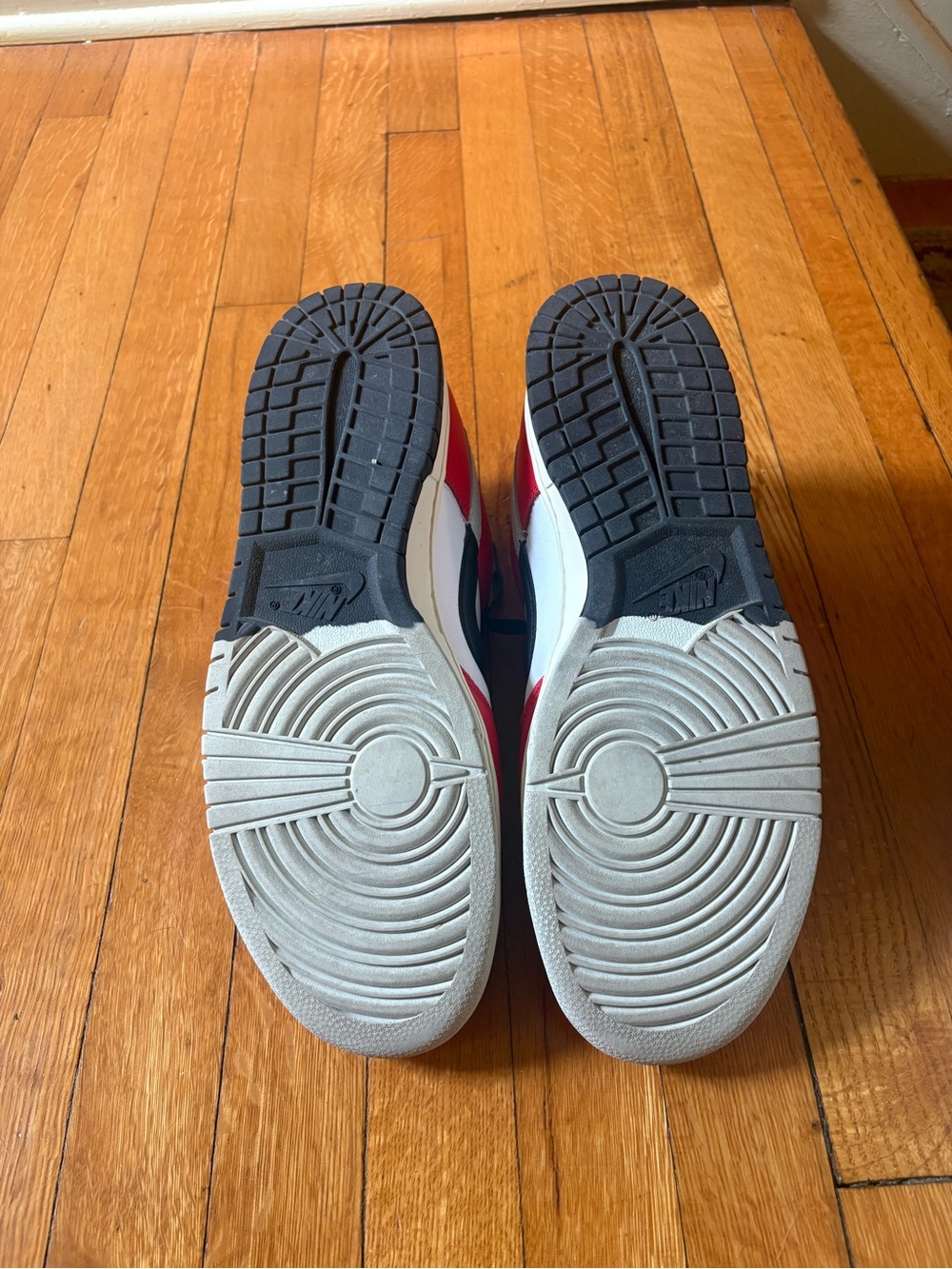 Nike Dunk Low ‘Split-Chicago’ - Picture 5 of 5
